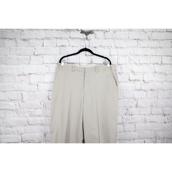 LL Bean Tan Natural Fit Plain Front Wrinkle-Free Double L Chinos Size 36 - Picture 2 of 8